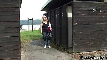 Granny gets nailed in the changing room