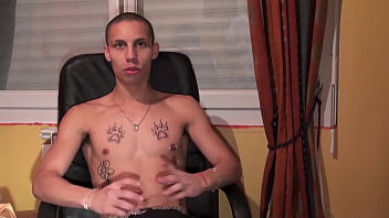 jessy bogoss minet avec une grosse queue