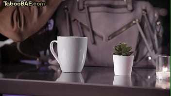 MILF bigbooty stepmom seduces smalltitted dyke stepdaughter