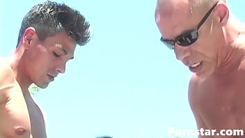 MMF threeway and anal with Milf Victoria Sin