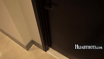 Busty Muslim Gets Perv Doctor&#039_s Experimental Nutrition Injection