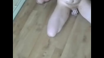 Caged Sub Threeway (old clip)