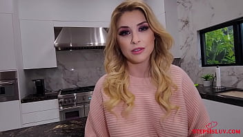 Kenzie Love and Riley Reign fucked by Allen Swift