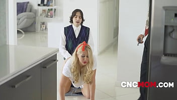 A Good Stepmom Does Chores While She&#039_s Freeused- Karen Fisher