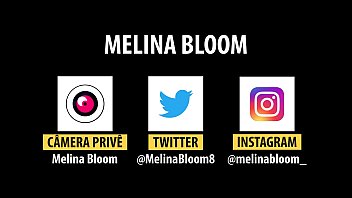 ARROMBANDO A PRIMA E ENCHENDO DE PORRA - Melina Bloom