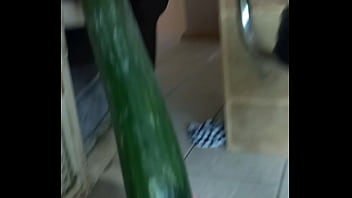 Velvet rain 23 enjoys rough toys, cucumber and ass fingering, squirting orgasms intensely...