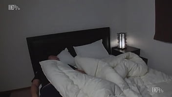 親友の嫁になってしまった元カノの身体が忘れられない 出演 高瀬杏 1