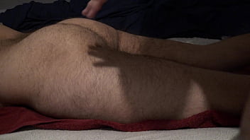 ARAB MILF WIFE 9 MONTHS PREGNANT