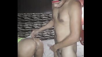 La conoc&iacute_ una noche en el antro terminamos Follando en el hotel