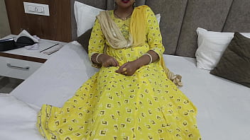 Slutty stepmom sucks my cock, I put my tongue in her pussy and I fuck her real hard! In hindi audio