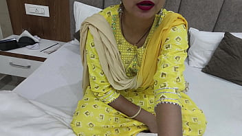 Slutty stepmom sucks my cock, I put my tongue in her pussy and I fuck her real hard! In hindi audio