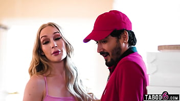 Teen tutor fucks the pizza delivery guy in the same room as her students