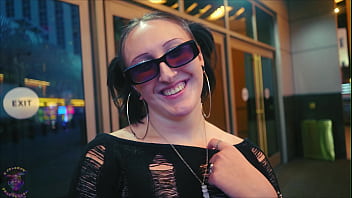 Super Hot White Slut Raven Vice Gets Greeted And Seduced By Old Man At The Golden Gate Casino In Las Vegas