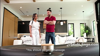 Masseuse Strips Infront Of Me - Jennifer White, Seth Gamble