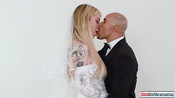 Shemale bride Gracie Jane analed by bff