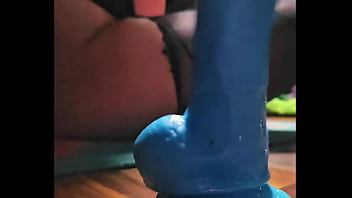 I love my fat juicy pussy squirting