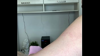 Hot chick gives a hard cock a waxing