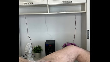 Hot chick gives a hard cock a waxing