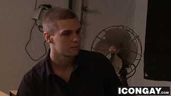 Ty Roderick pushes his big dick inside Trents tight hole