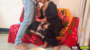 step mom plays truth or dare with step son and didn&#039_t expect such a challenge