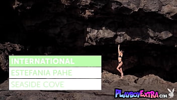 Gorgeous Spanish babe Estefania Pahe reveals her pure natural body outdoor