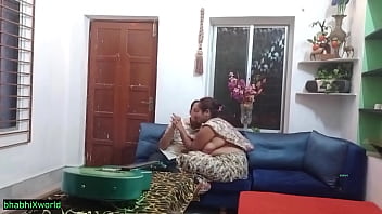 Desi Hot Kamwali Bhabhi Sex! Fuck me Sir