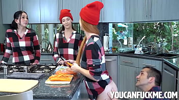 Thanksgiving Reconciliation Riley Jean , Serena Hill , Violet Spice , Donnie Rock