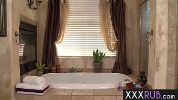 Horny big tits MILF Brandy Aniston giving a perfect blowjob to perverted big cock tourist