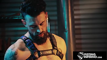 Muscle Hunk Serviced By Sexy Strangers - Devin Franco, Alpha Wolfe, Luca Del Rey