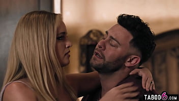 Substitute stepmom would carry married couple their offspring but changed her mind