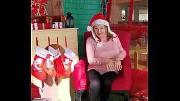 Hottest busty milf ever MariaOld shaking huge natural boobs