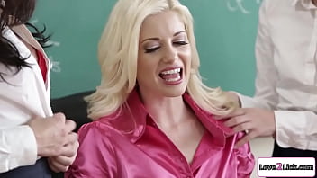 2 students lick teacher to avoid trouble