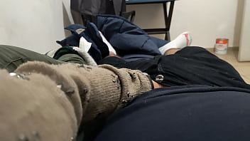 Le hago sexo oral a mi profe para pasar la materia de la escuela! Yo jovencita e inocente hago este video amateur! Suscribanse para mas contenido