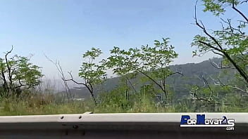 PORNOVATAS - Preciosa joven rubia tetona follando en la ducha el pollon de V&iacute_ctor Bloom