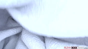 Stepsis lets stepbro finger and fuck her