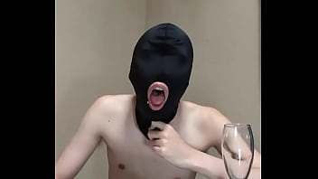 ザー汁ぶっかけケーキと大量の小便シャンメリーの飲み食い　リベンジ