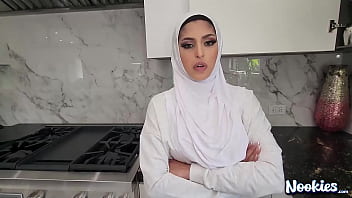 Sophia Leone and Aubry Babcock HIJAB Sex - NOOKIES