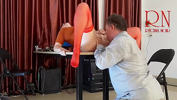 Monday in the office. Employee without panties. Tease, lick pussy, suck dick in the office. Naughty office. c22