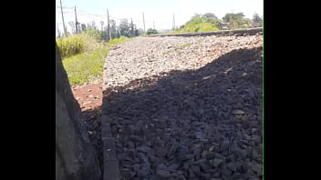 Mister pika gosando no mato