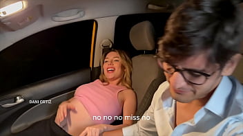 Dani Ortiz destroys the cock of the virgin cab driver