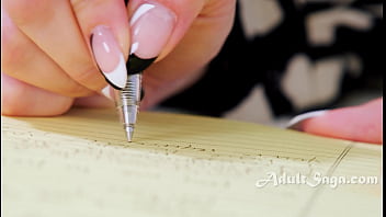 Counselor Equalizes Power Dynamic In Lesbian Marriage