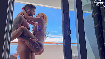 Fim de ano no Cruzeiro, fodemos a bordo na nossa varanda da cabine - Kevlyn Santos