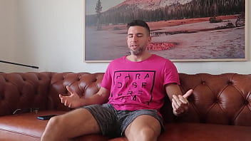 Sexy Brazilian Gold Digger Gets Picked Up With A Passport Trick