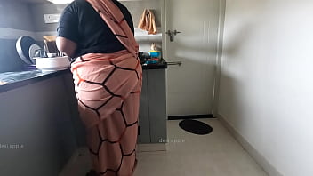 Dick flashing and jerking infront of Andhra maid Sridevi