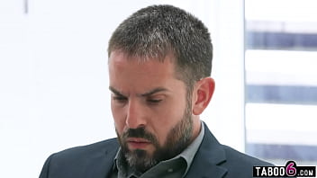 Free use latina MILF wife Victoria Voxxx cheats in front of husband