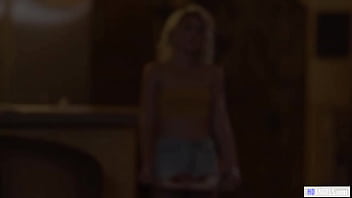 Lesbian moms want lesbo stepdaughters!