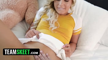 Stepsiblings Get Kinky And Sexual While Their Parents Are Not At Home - TeamSkeet Classics