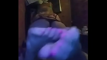 Denise Liseth culona es fetichista de pies, su face es Danny Piecitos quiere alguien que le adore sus pies y algo m&aacute_s