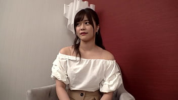 美女過ぎてムラムラ必須！芸能人級の顔面レベル！！今まで一度もイッた事がなかった美女をデカチンピストン、ガクガク初イキ連続昇天イキまくりSEX！