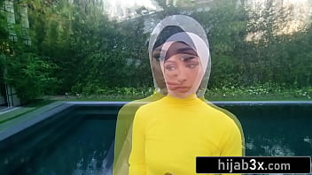 Beautiful Muslim Stepsister Gets Sex Lessons From Her New Stepbro